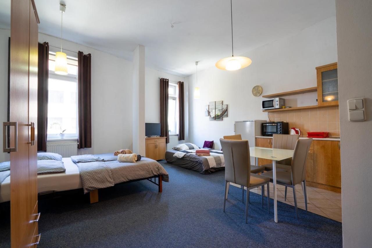 Studio Wellnerova 3 Apartment Оломоуц Екстериор снимка
